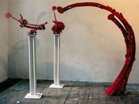 ‘Zuneigung’ – 1996. 220x215x35. Wood, acrylic paint
